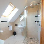 Semesterbostad Blasket View - 5 Star