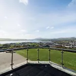 Semesterbostad Blasket View - 5 Star *